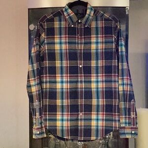 A&E button down shirt